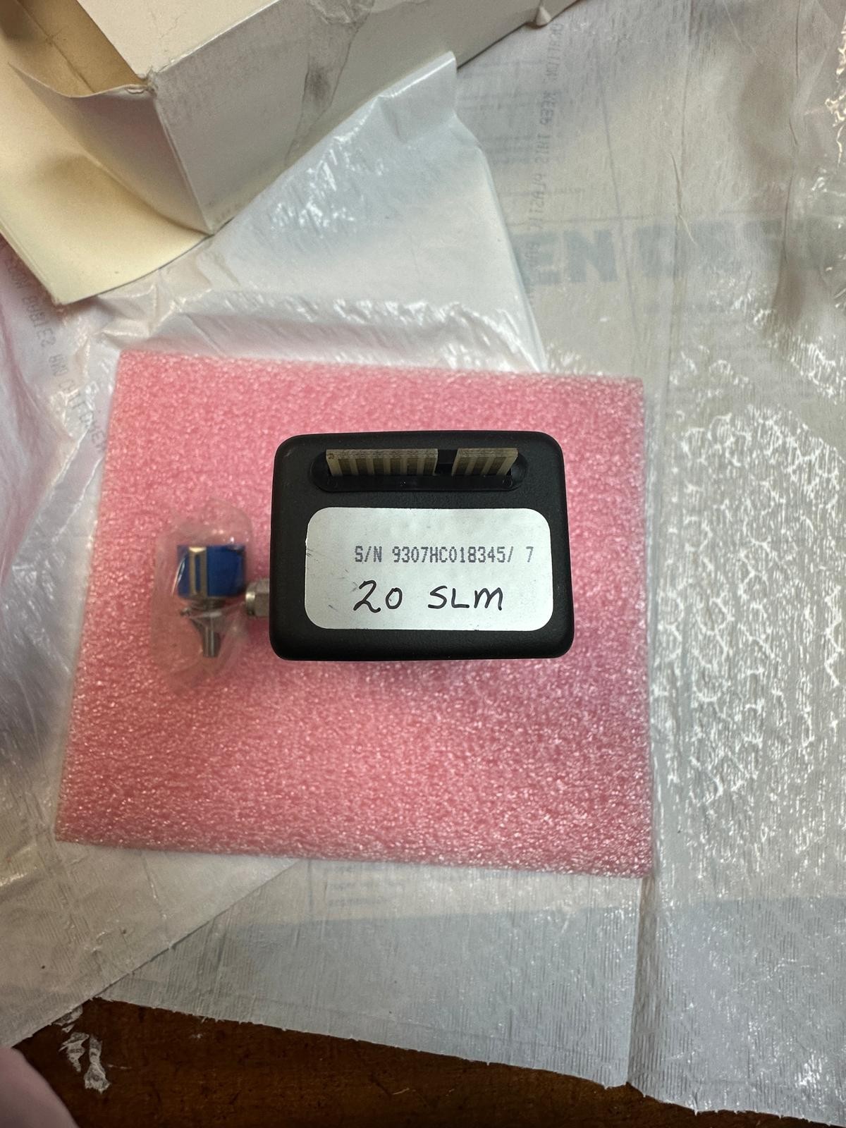 Brooks Instrument 5860E Mass Flow Sensor