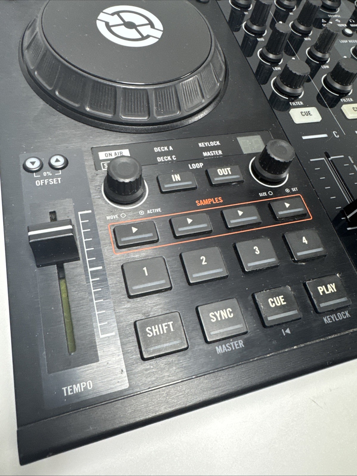 Native Instruments Traktor Kontrol S4 MK1 DJ Controller 4-Channel Black