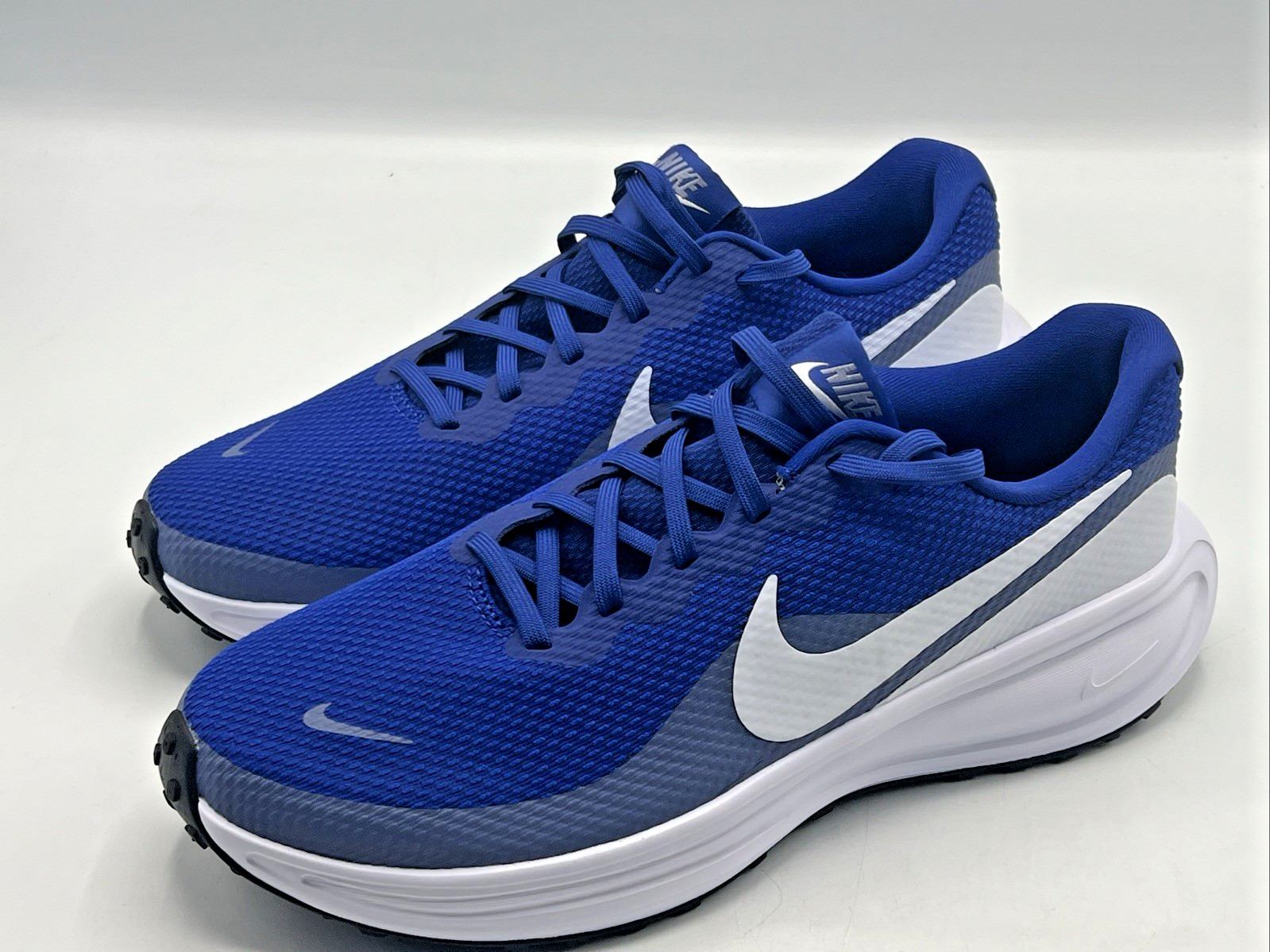Men's Size 12 Nike Revolution 8 Deep Royal Blue World Indigo White HJ9198-401