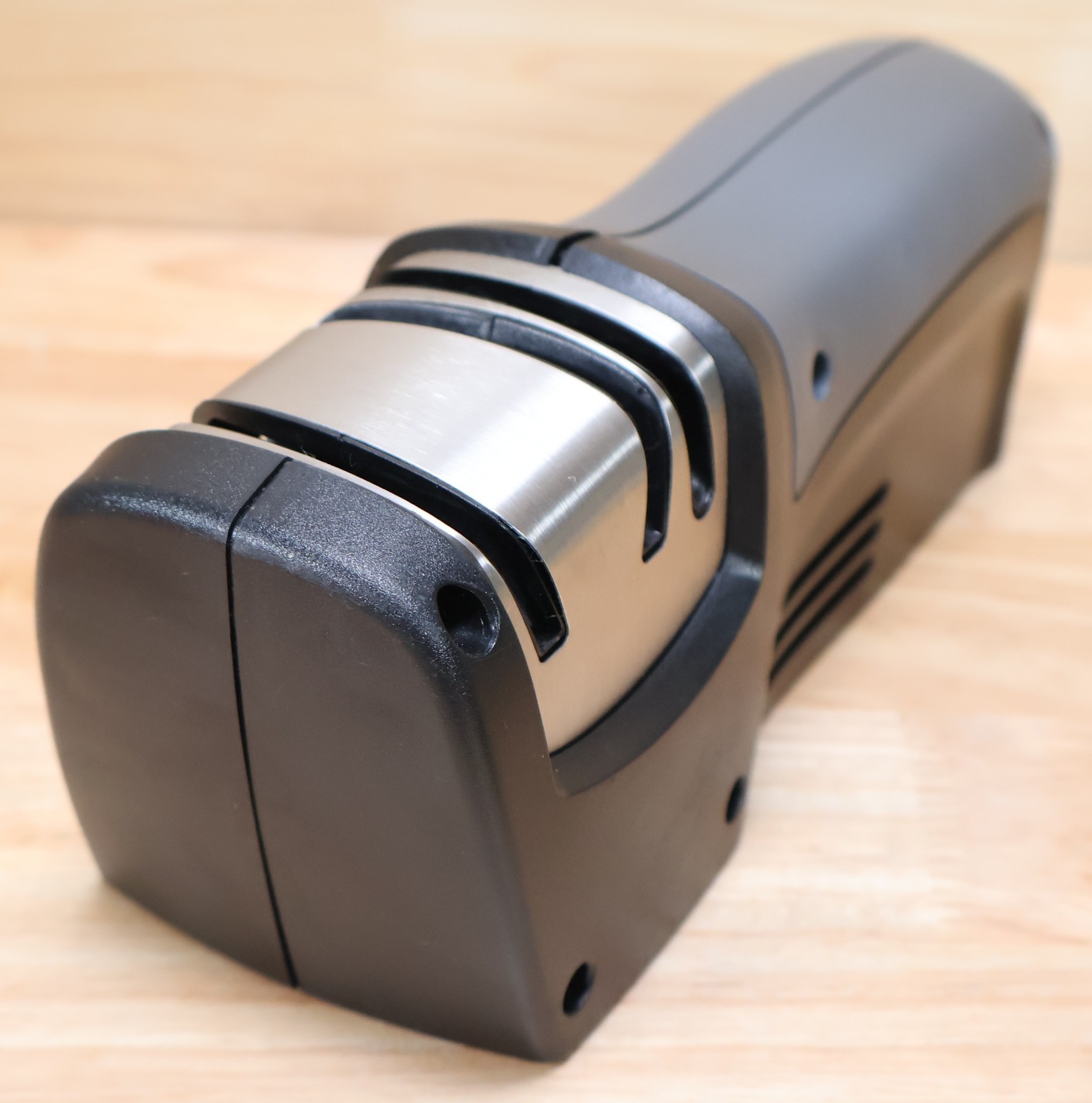 Smith's Synthetic Compact Electric Knife Sharpener 50097
