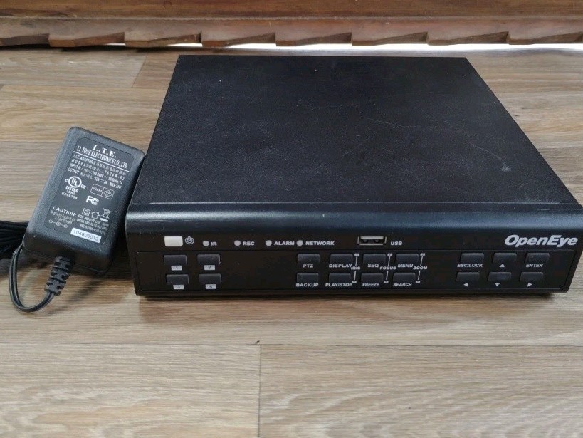 OpenEye OE1-D1200 4500 4 Channel Digital Video Recorder UNTESTED READ.