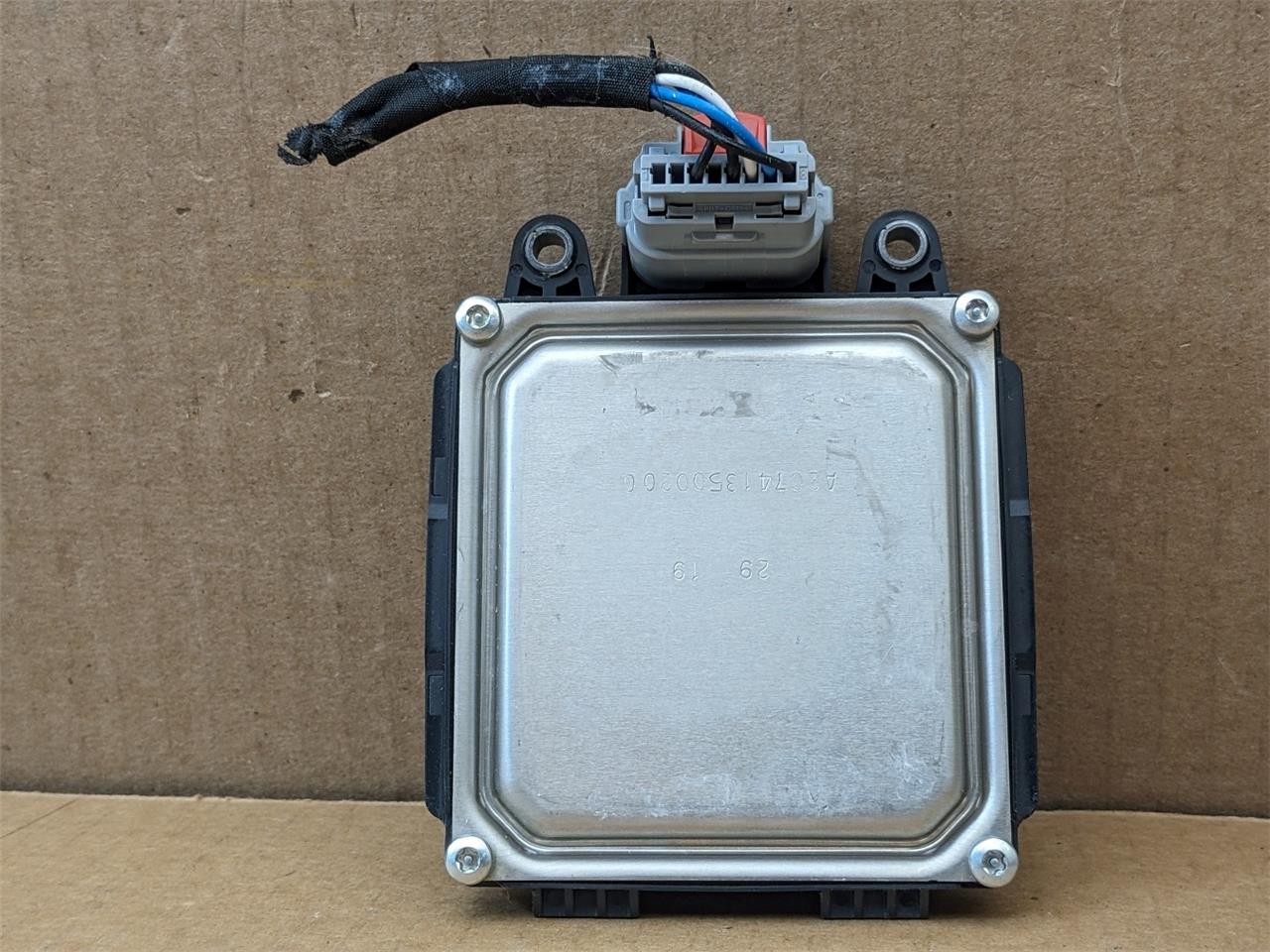 OEM 2019-2024 RAM 1500 2500 3500 Blind Spot Detection Module Sensor 68263397AE