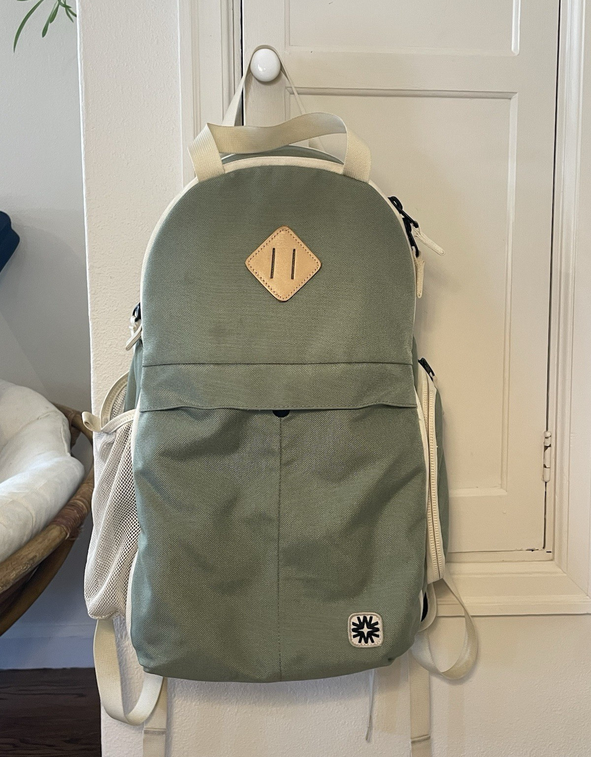 Walker Family Goods bag The Valley Collection Green/White