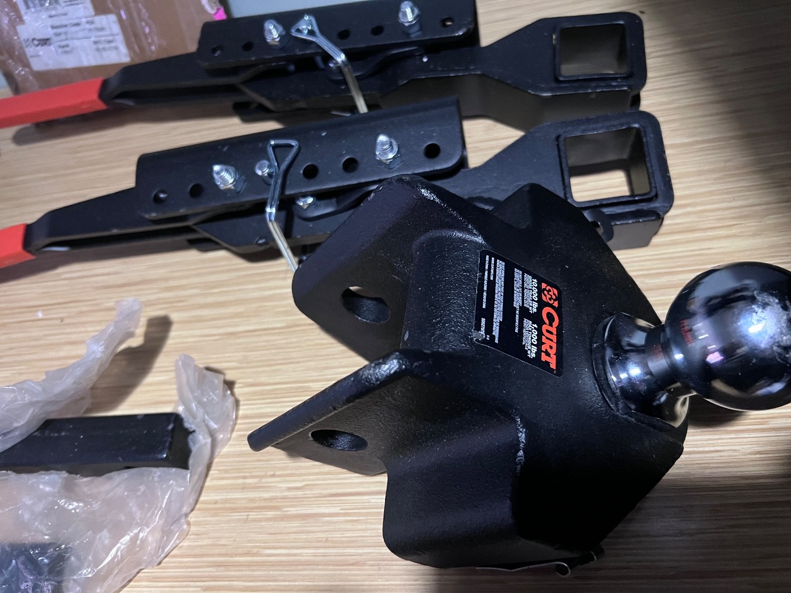 CURT 17510 TruTrack WEIGHT DISTRIBUTING HITCH