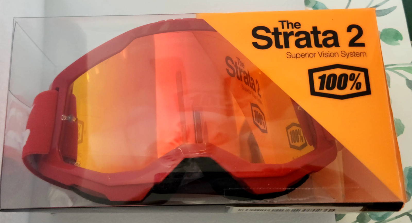 100% Strata 2 goggles in red with a mirrored lens NIB
