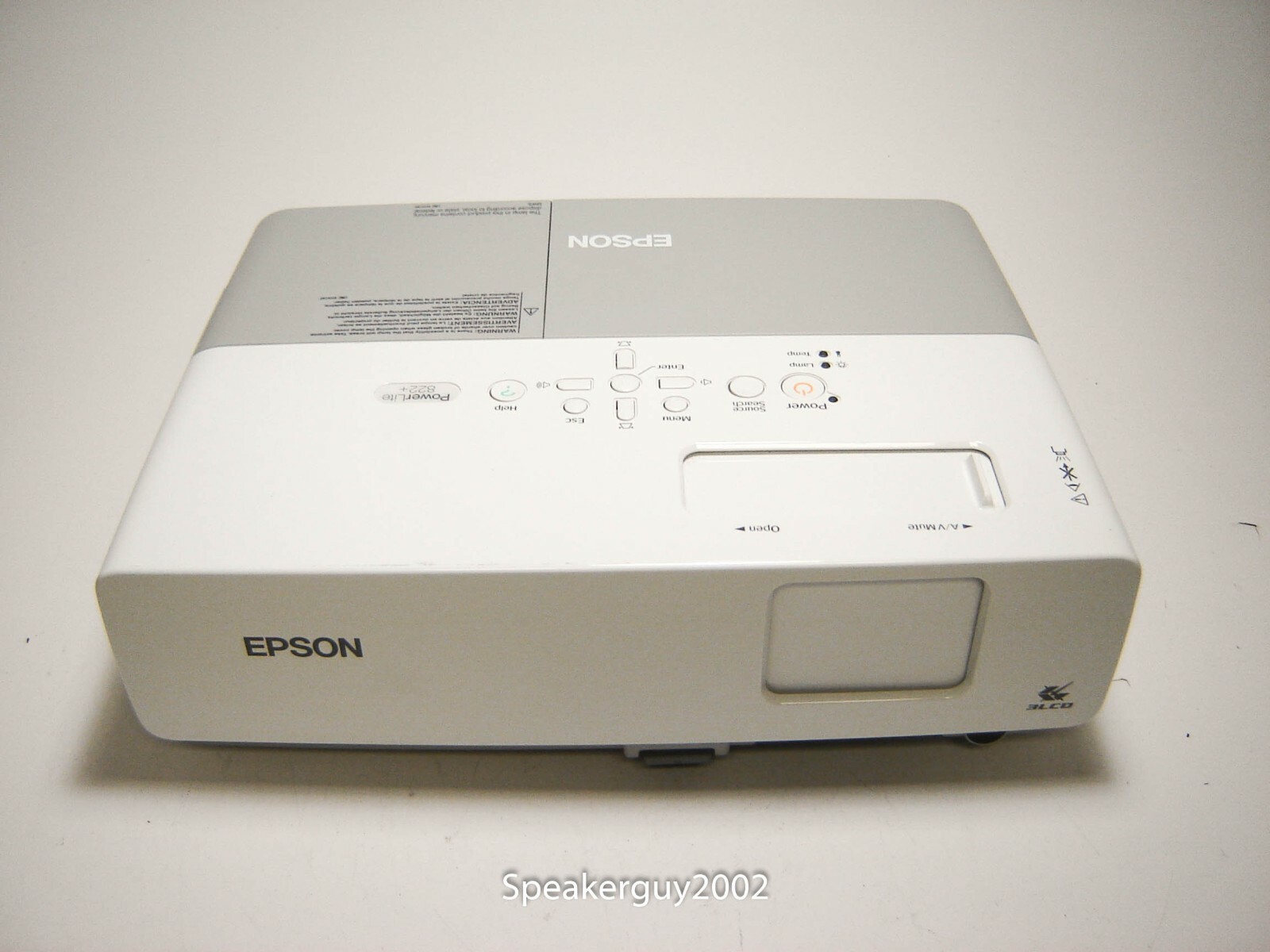 Epson PowerLite 822+ Projector / EMP-822H / 842018L -- CC