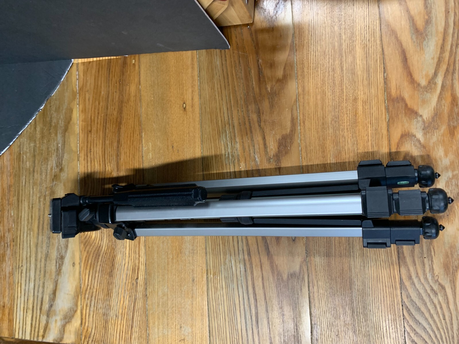 Samsonite 3000 Camera Collapsible Tripod Stand Portable and Light Weight