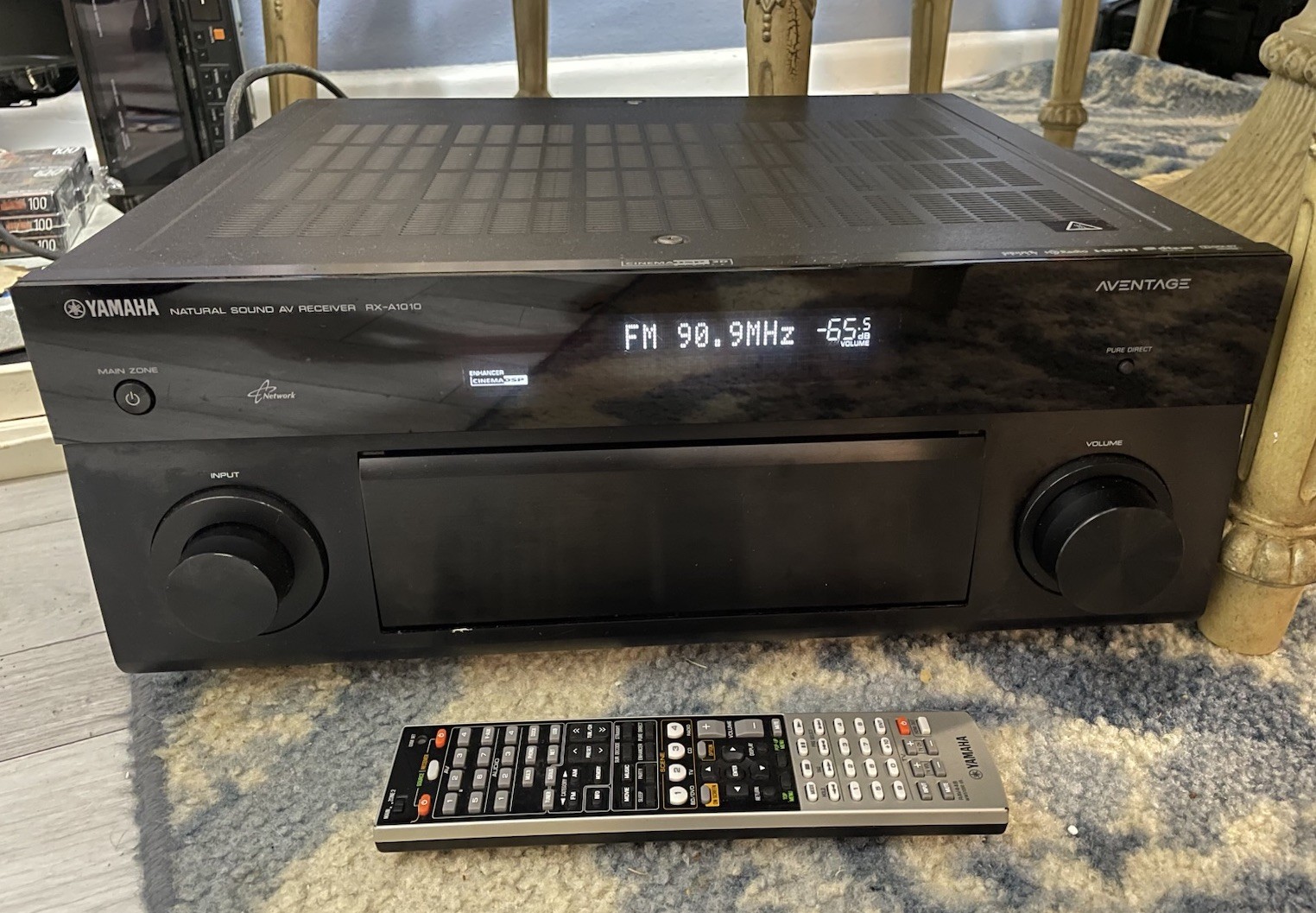 Yamaha RX-A1010 Home Theater A/V Receiver, Great Condition, Tested, Bundled