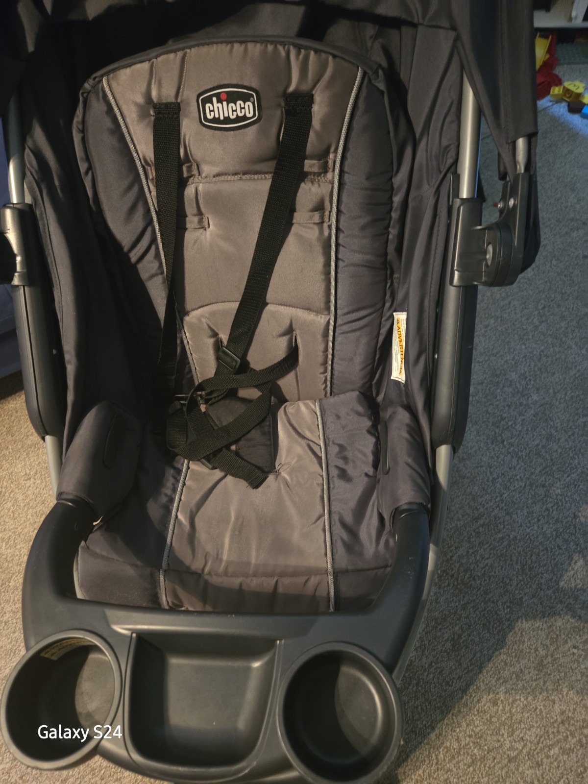 Chicco Viaro Stroller Lightweight Quick Fold Graphite EUC 3 wheel Baby Travel