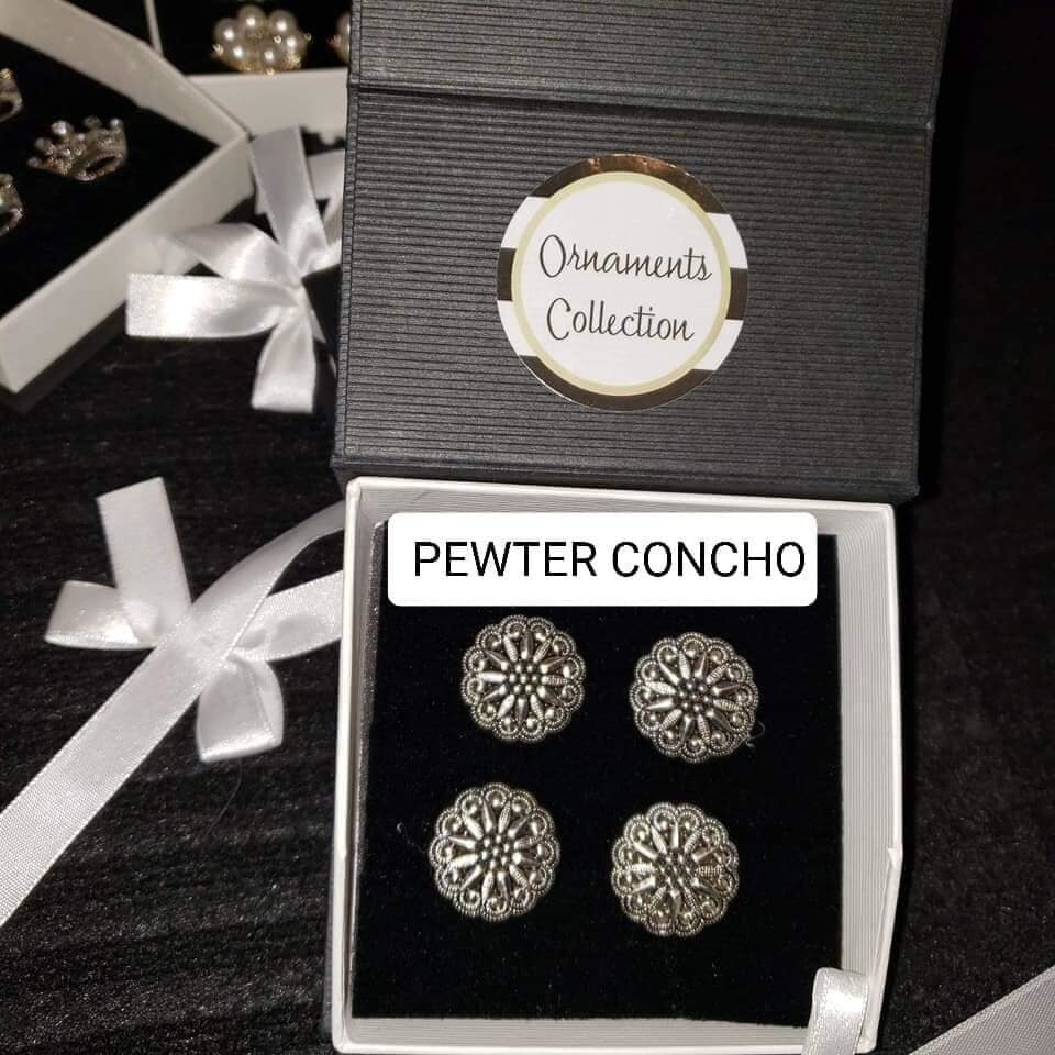 Blanket Pin and Magnetic Number Holder Horse Show Number Set Pewter Concho