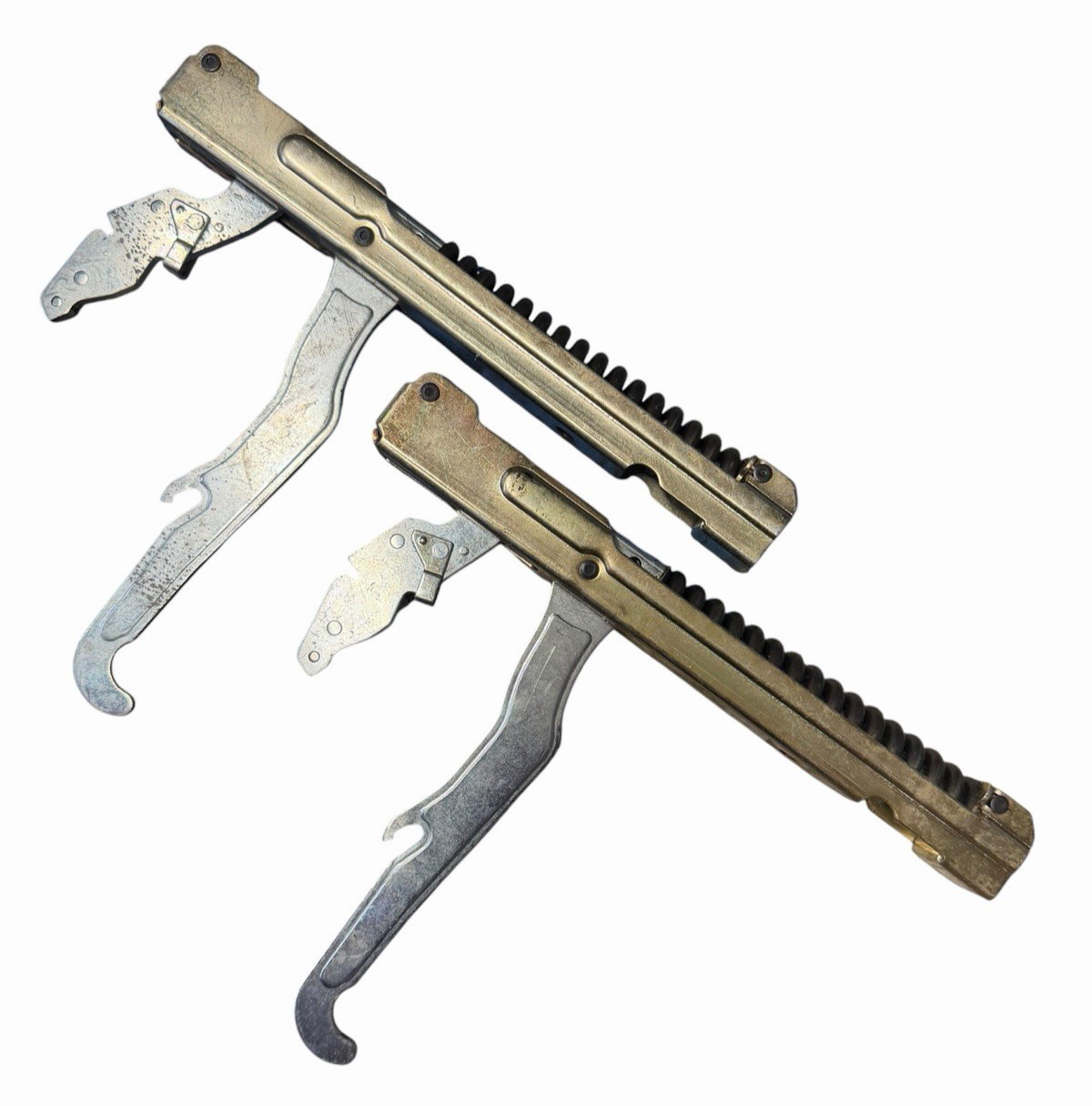 (2) Dacor ERD36 Range Oven Door Hinge Set Hinges 62436, DE81-05852A