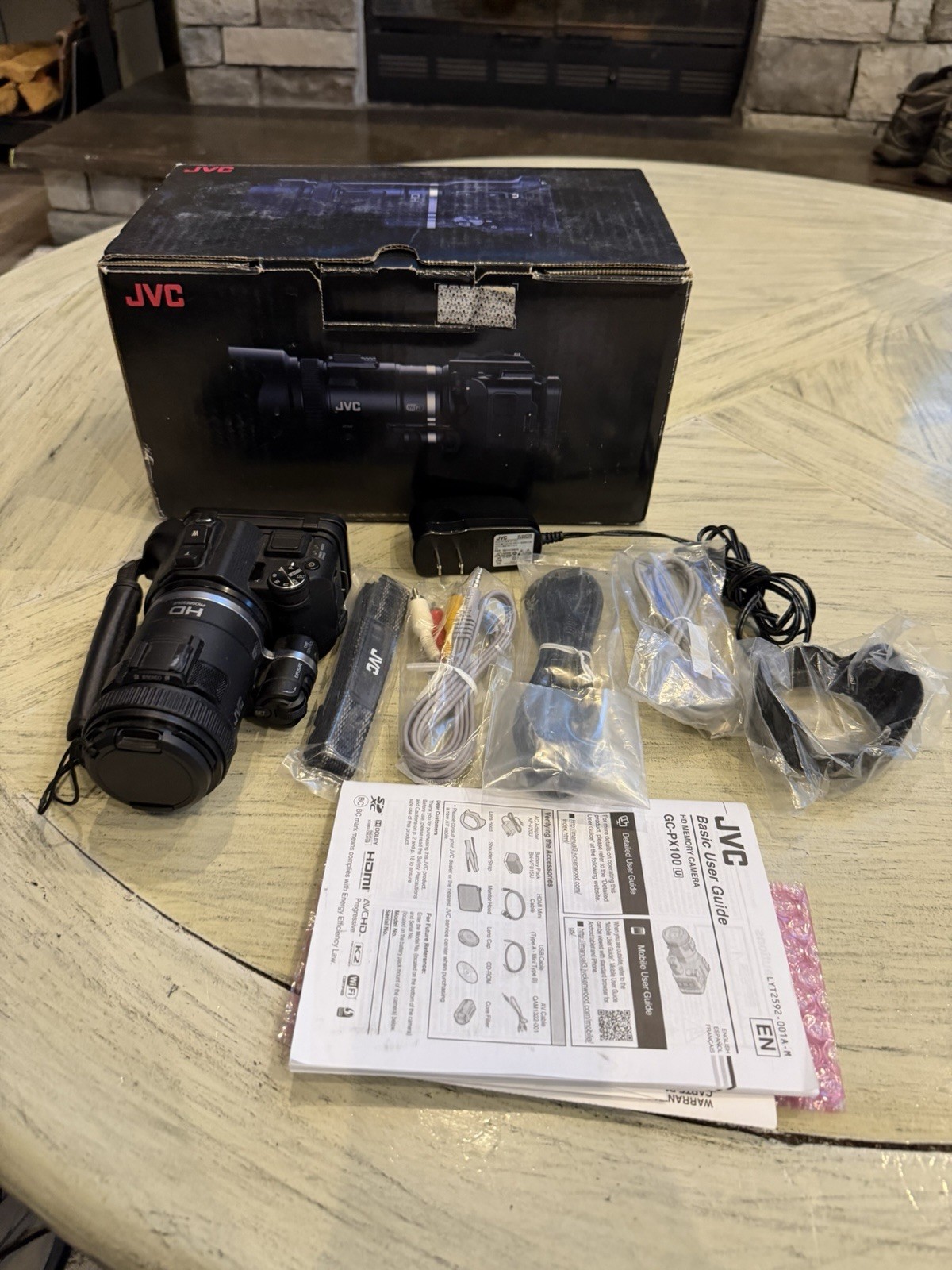 JVC GC-PX100BU 1080p HD 10x Zoom Bundle Digital Camcorder - TESTED EXCELLENT