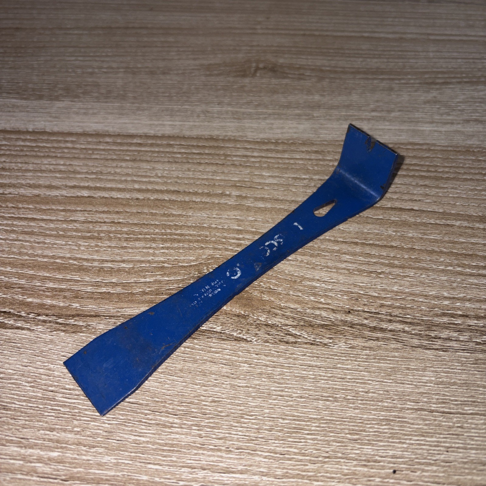 Dasco 5.5 in. Pry Bar Scraper Used