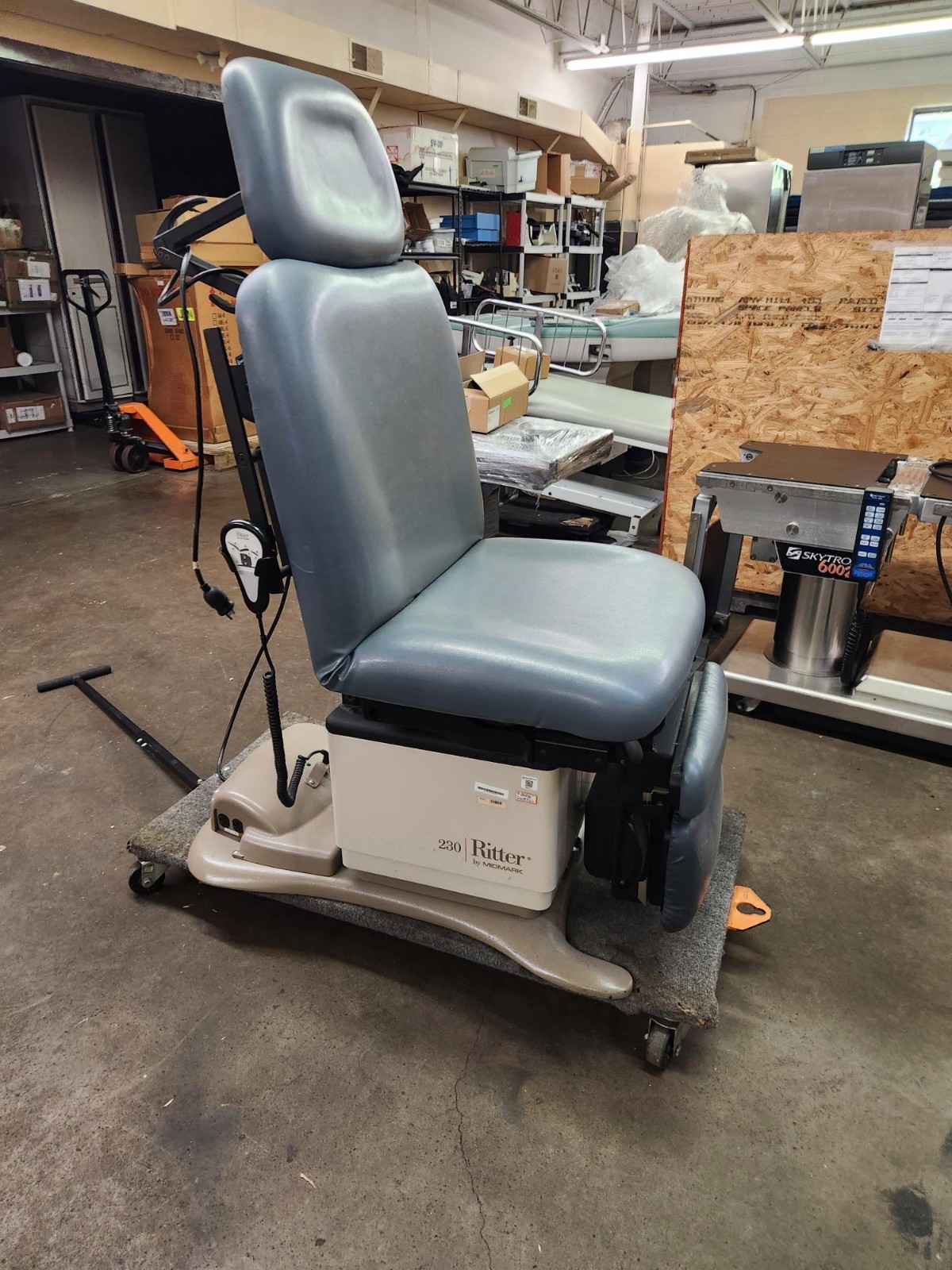 RItter -Midmark 230 Procedure Exam Chair, Pre-owned