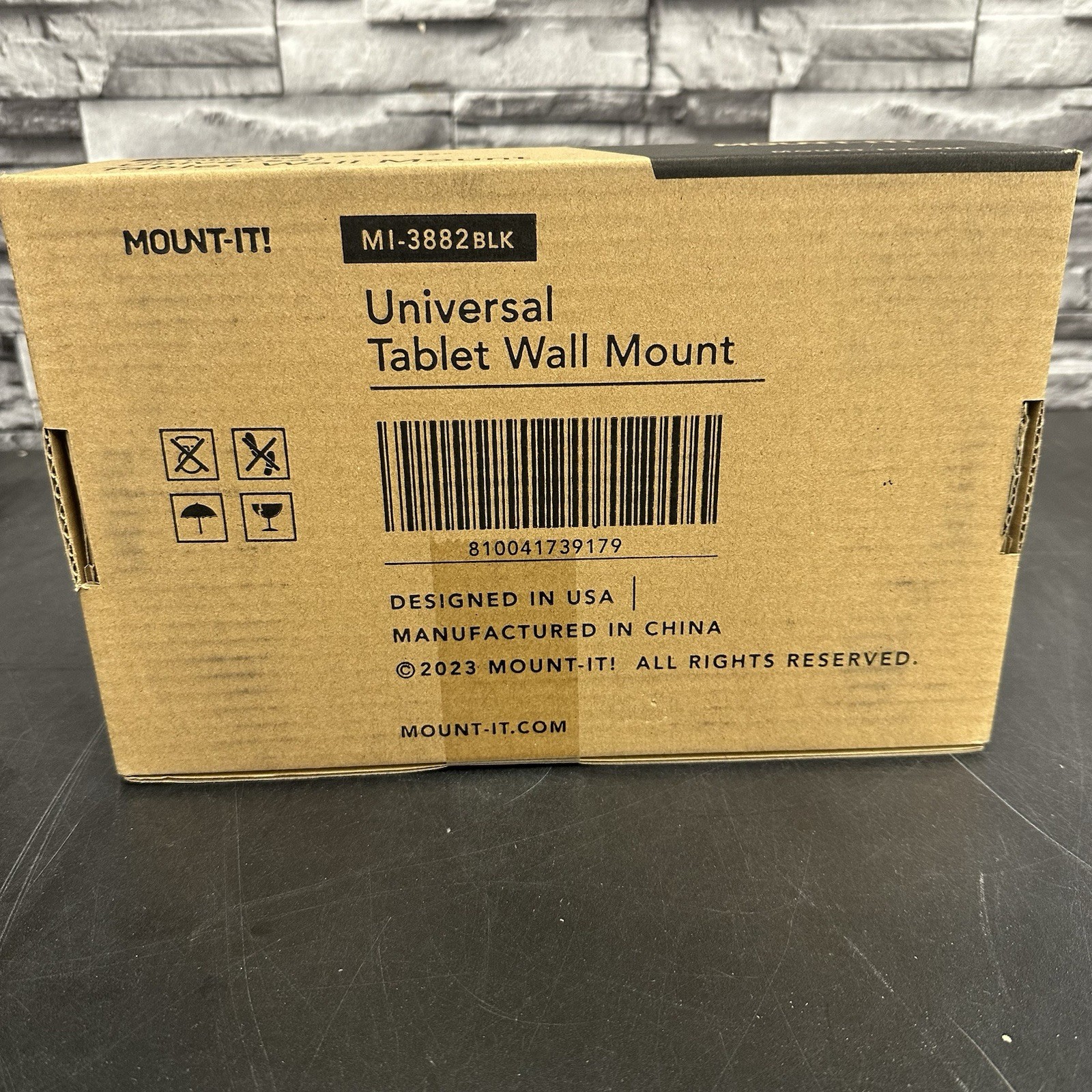 MOUNT-IT UNIVERSAL TABLET WALL MOUNT MI-3882 BLK