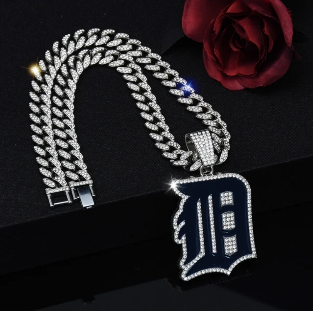 DETROIT TIGERS NECKLACE Silver Bling Baseball Pendant /24" Cuban Chain