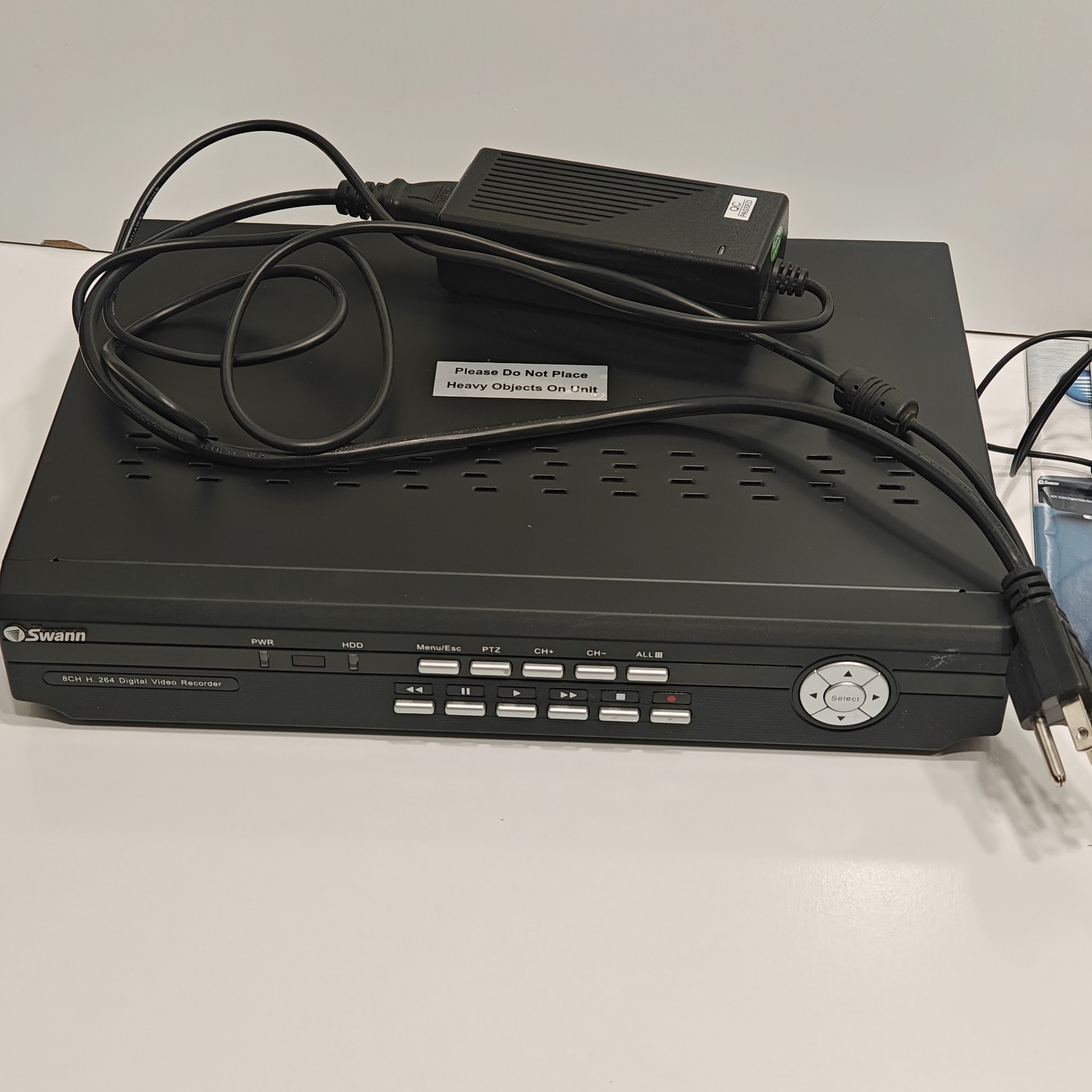 Swann DVR-8 2600 8-Channel H.264 Security DVR Powers On Untested