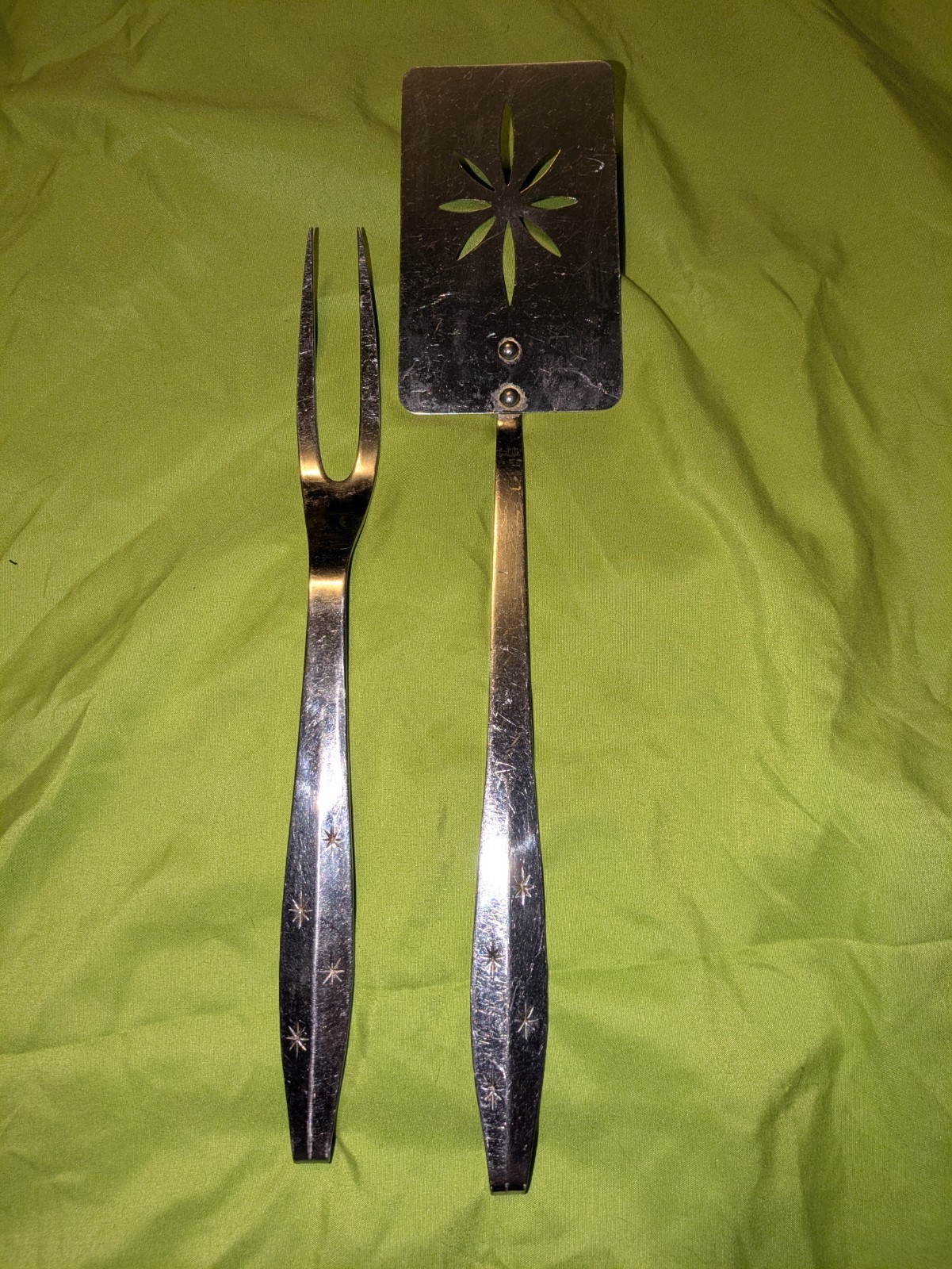 Regent Sheffield Stainless Steel Starburst 2pc:Spatula & Meat Fork Mid-Century