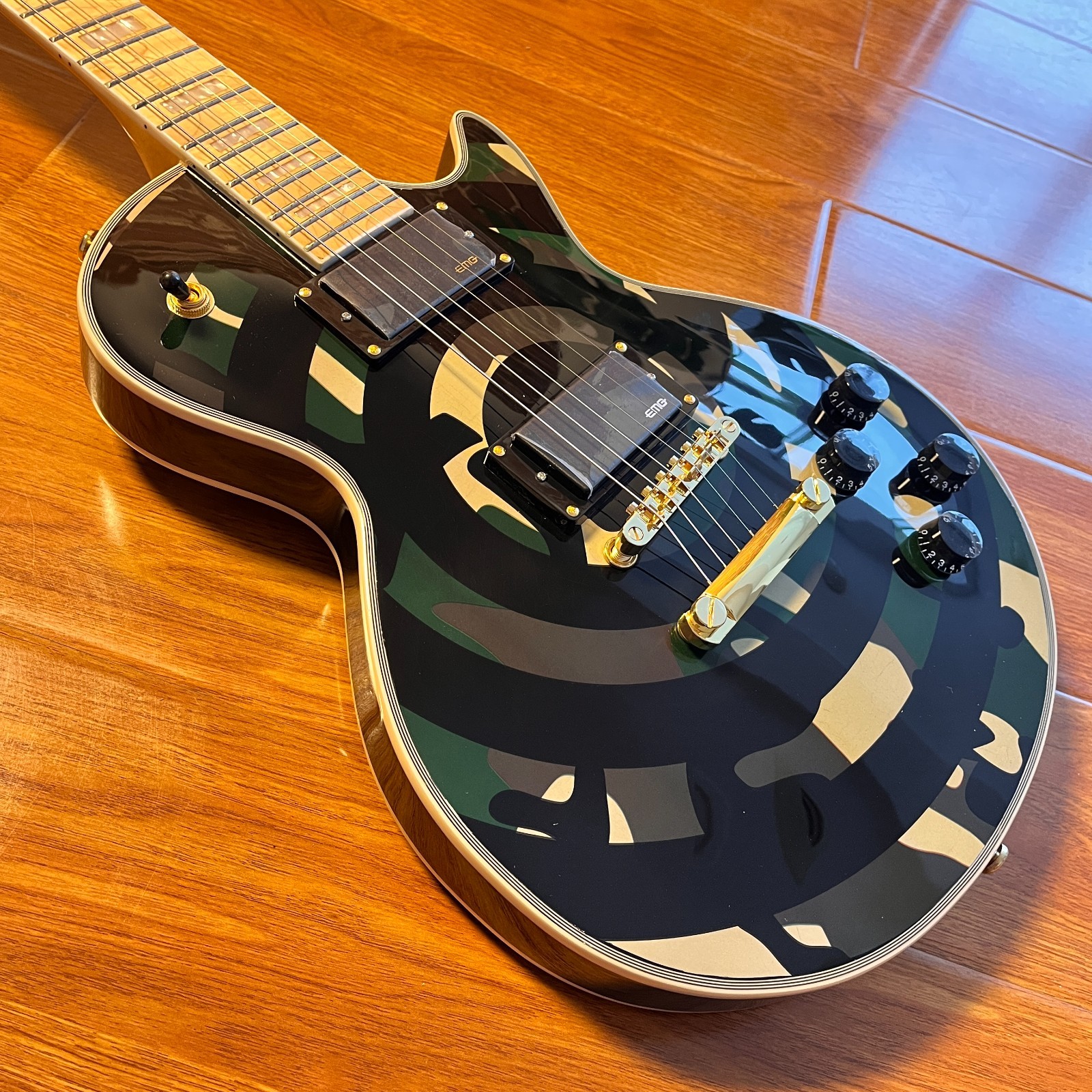 Electric Guitar Zakk Camouflage Bullseye Wylde Mahogany Body Gold Part Mahogany