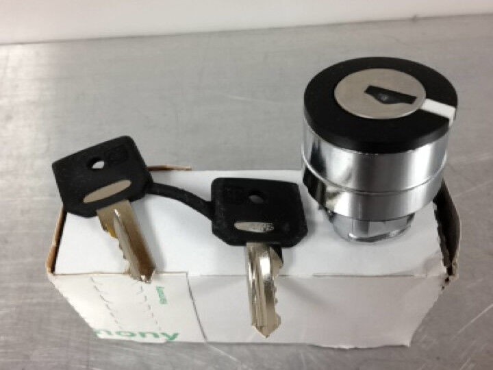UpTo 3 NEW at MostElectric- ZB4BG4 TELEMECANIQUE ZB4-BG4