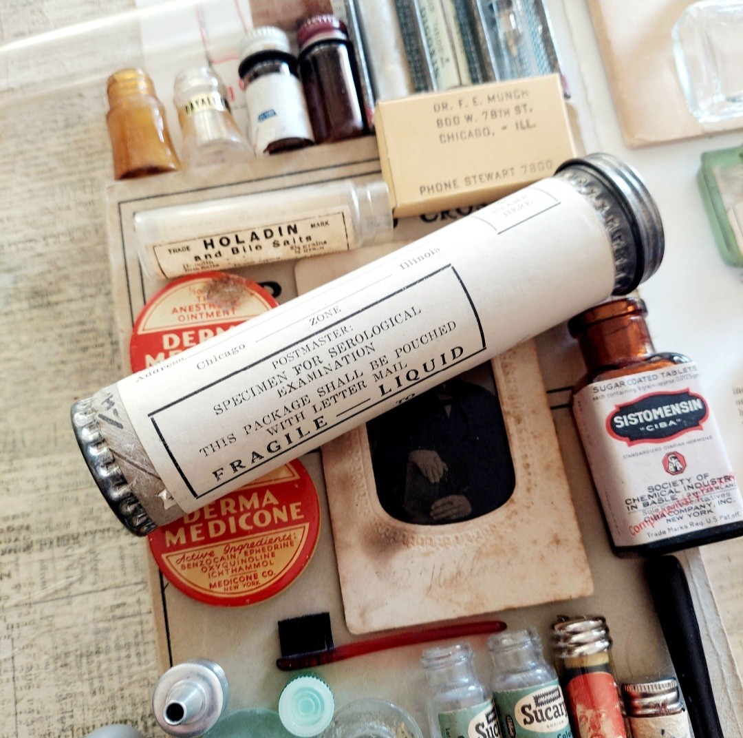 Vintage Specimen Mailing Tube Metal Chicago, Illinois