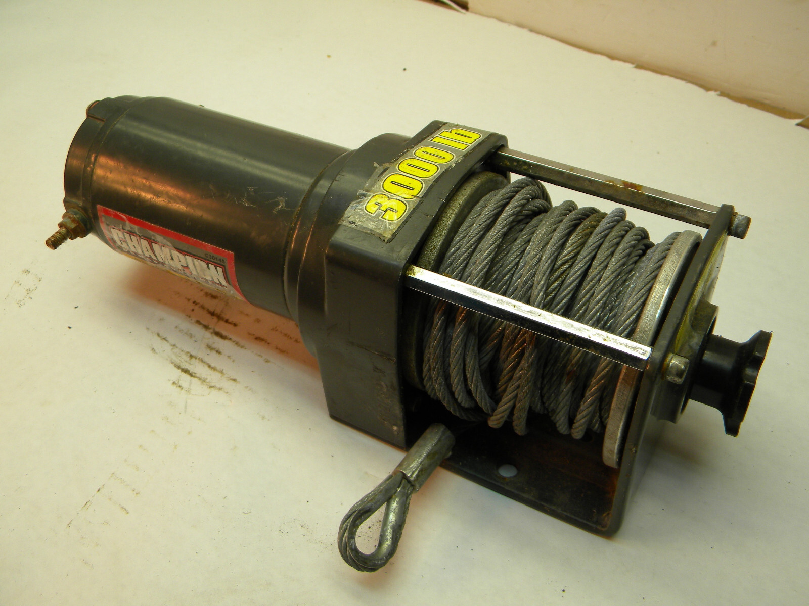 Champion  ATV 12 V  Winch with switch; 3000 lb max;  C30145, Camping, Outdoor
