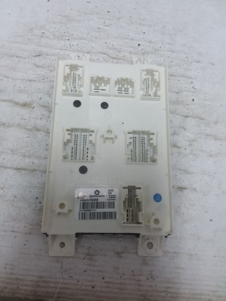Body Control Module BCM Behind Right Kick Panel Fits 20 CHALLENGER 68424593AB