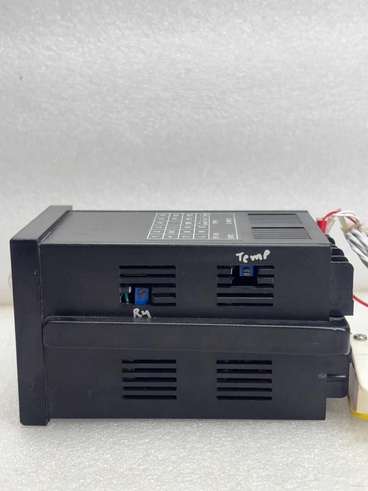 Microtronics Temp./ Rh Controller Used Free Shipping