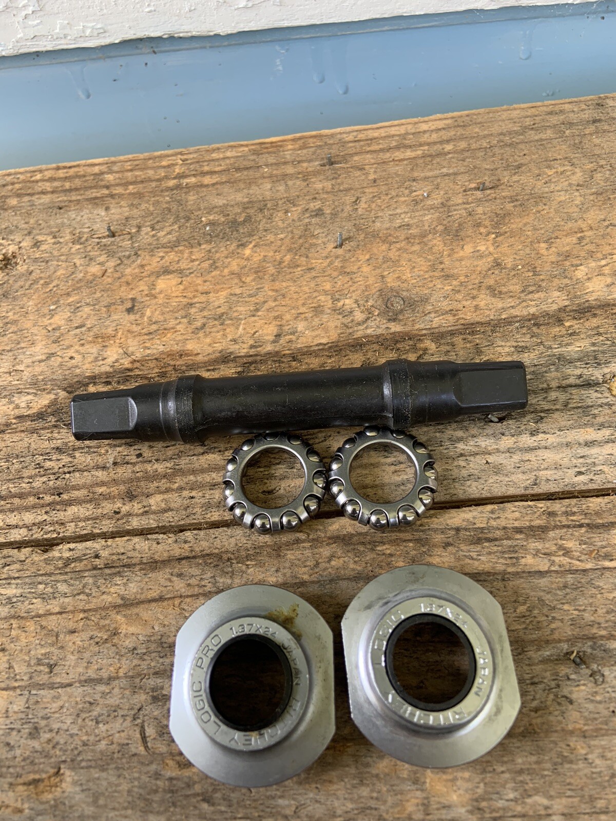 Ritchey Logic Pro Bottom Bracket  NOS  120mm-1.37 X 24 MTB Tour- ATB