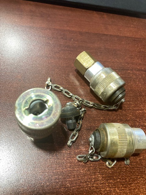Foster SHD 1/4 Quick disconnect 3005 with chain stopper