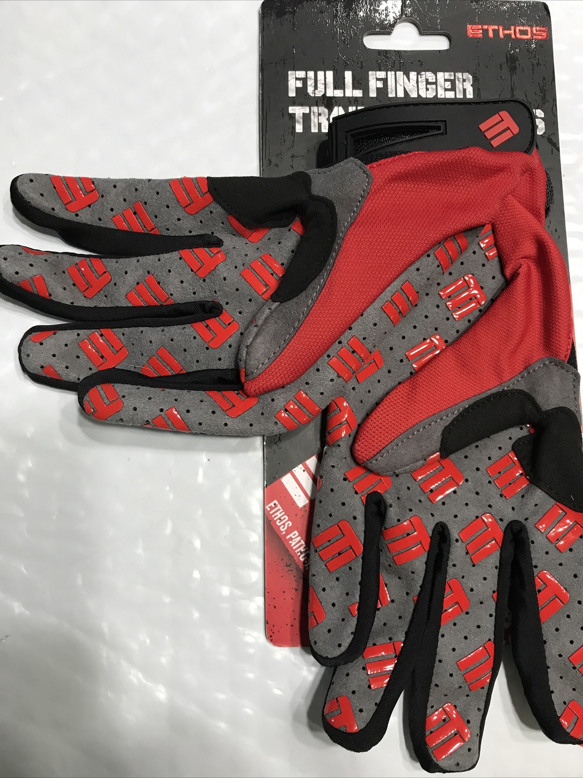1 pair New ETHOS Full Finger Training Gloves SIZE MEDIUM