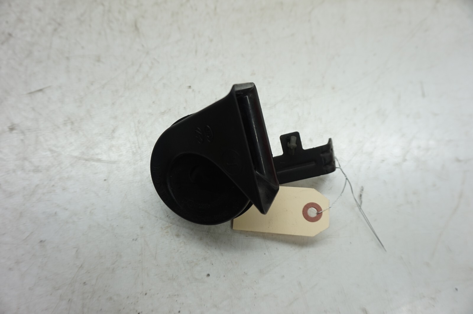 2019-2021 Hyundai Veloster OEM Front Low Tone Horn