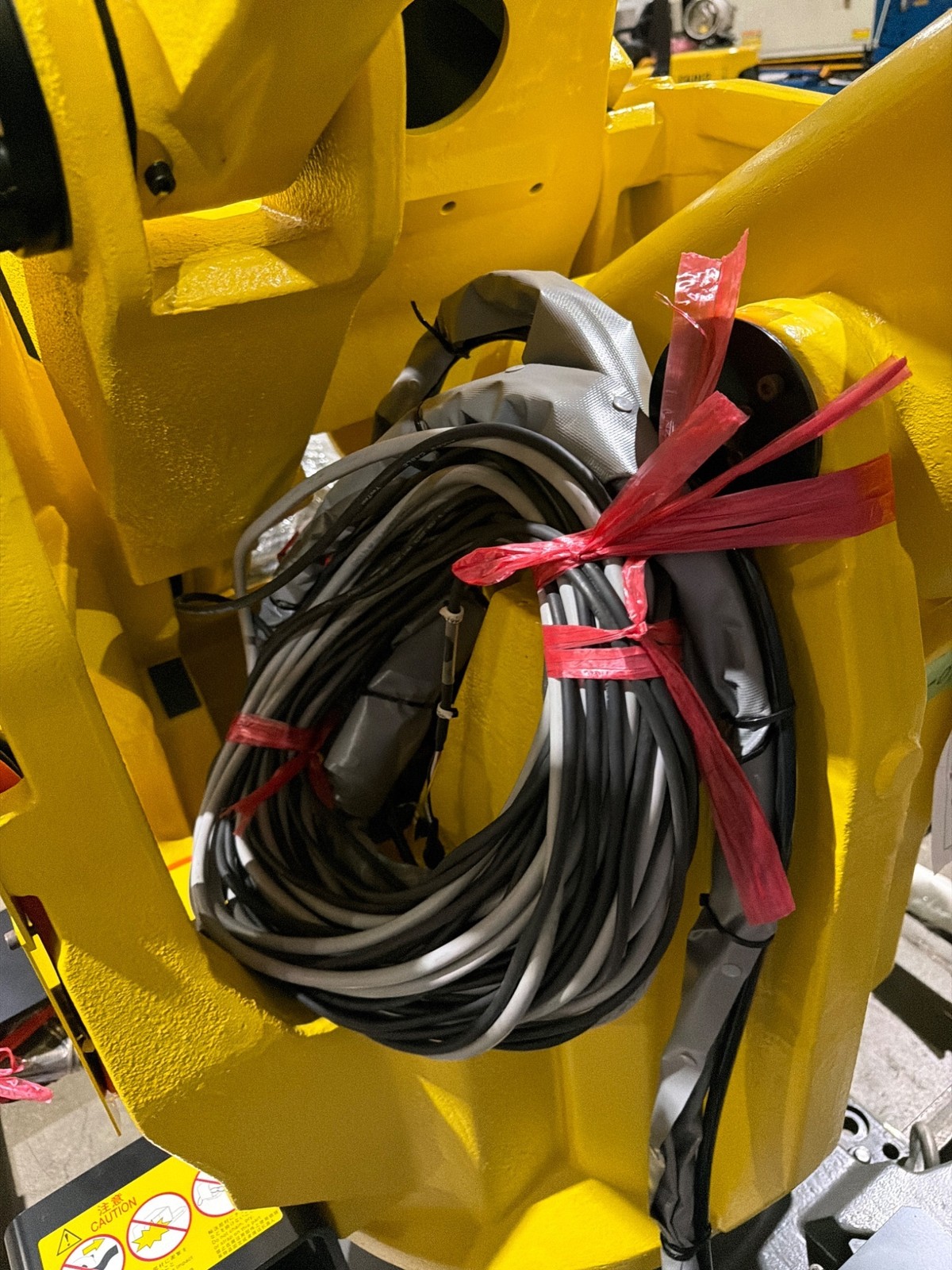 FANUC M‑410iC/500 Complete with R‑30iB Plus Controller USED