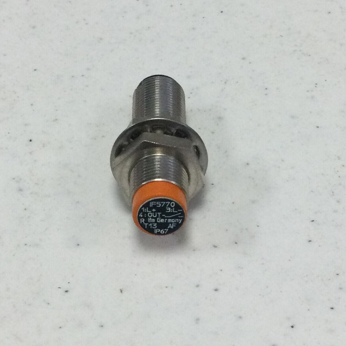 IFM IF5770 IFB3004-ANKG/US-100-DNS Proximity Switch New