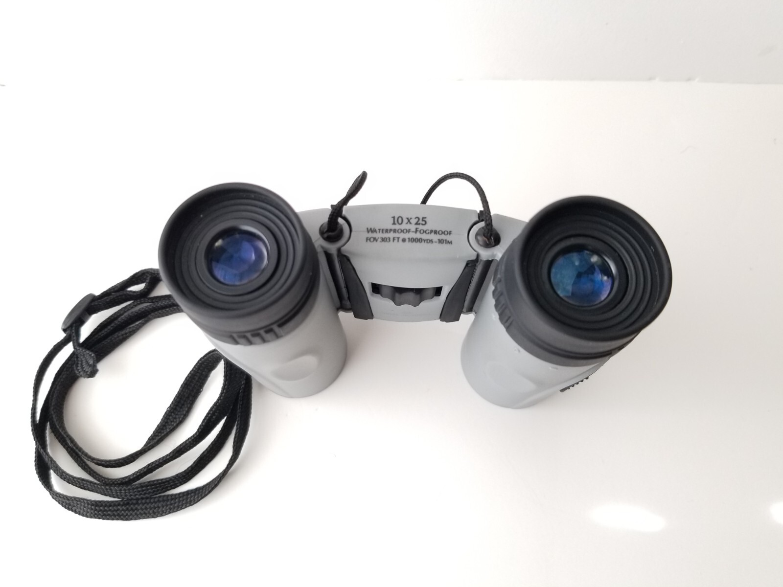 Restoration Hardware 10x25 Binoculars JlU4 waterproof neck strap soft case_Clean