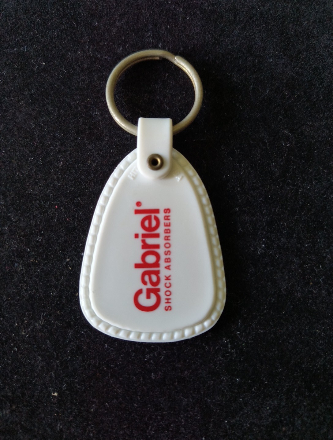 Gabriel Shock Absorbers Plastic White Red Lettering Keychain USA
