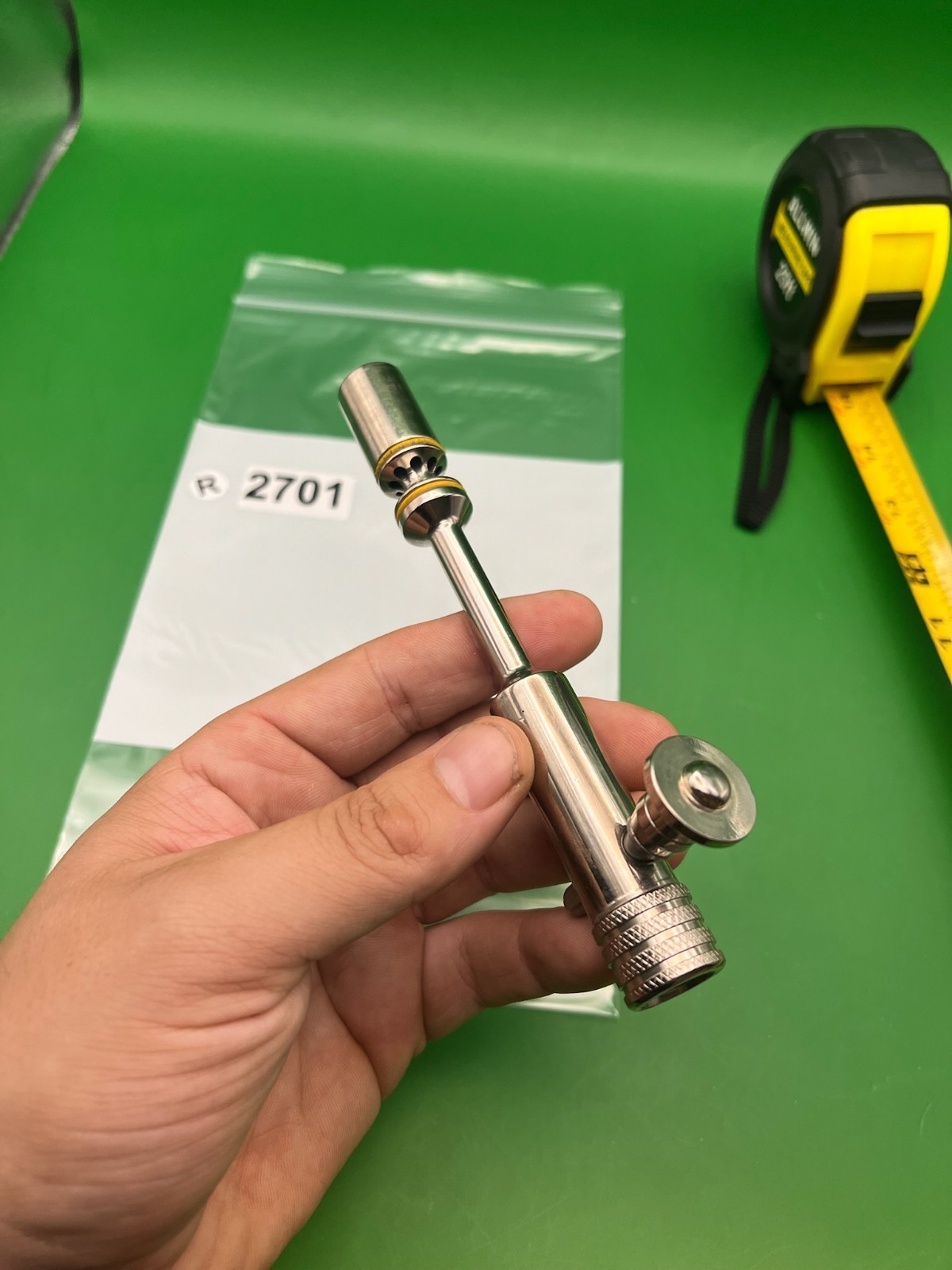 Autococker Bolt