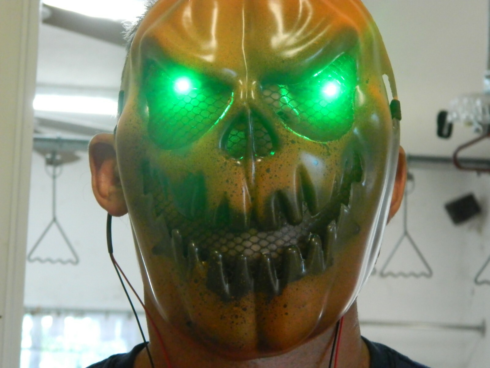 Halloween Prop,  Cosplay,  COSTUME Led GLOW Eyes Glasses for Masks,  GREEN