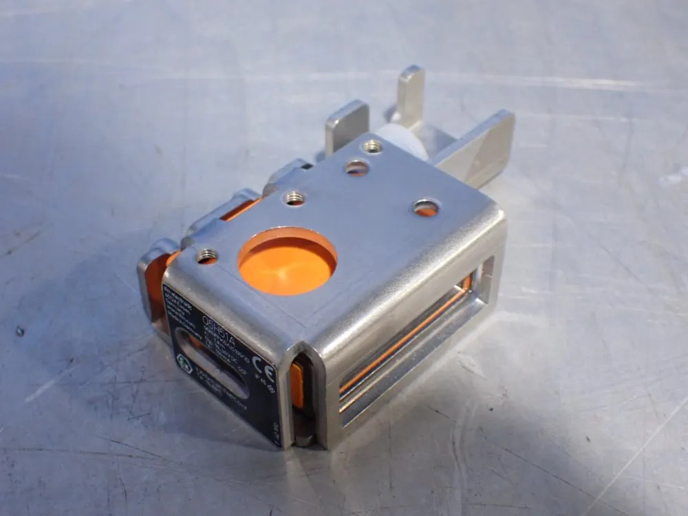 IFM O5H51A DIFFUSE REFLECTION SENSOR WITH BACKGROUND SUPPRESSION 0823314276