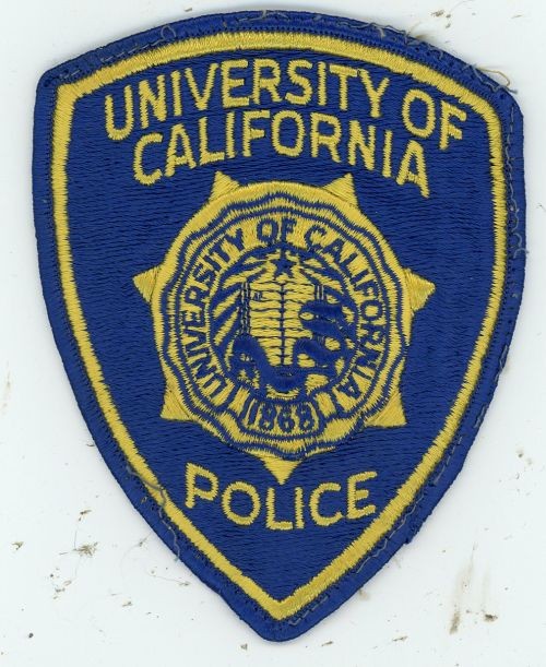 CALIFORNIA CA UNIVERSITIY OF CALIFORNIA POLICE NICE SHOULDER PATCH SHERIFF