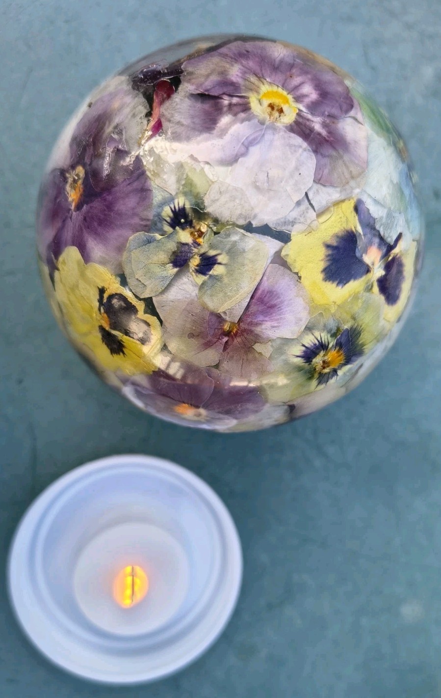 Pressed Flower Acrylic Sphere Paperweight LED Light Botanical Orb Decor
