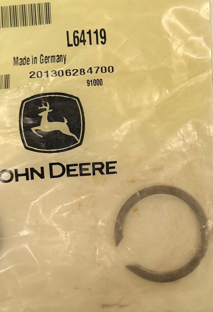 L64119   Genuine OEM  John Deere    SNAP RING