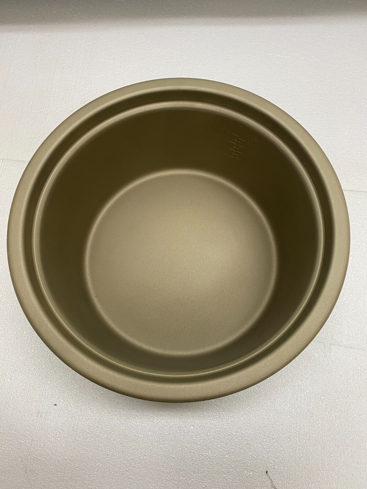 ARA-106 Alum non-stick inner pot of WRC-1060 30 cups rice cooker