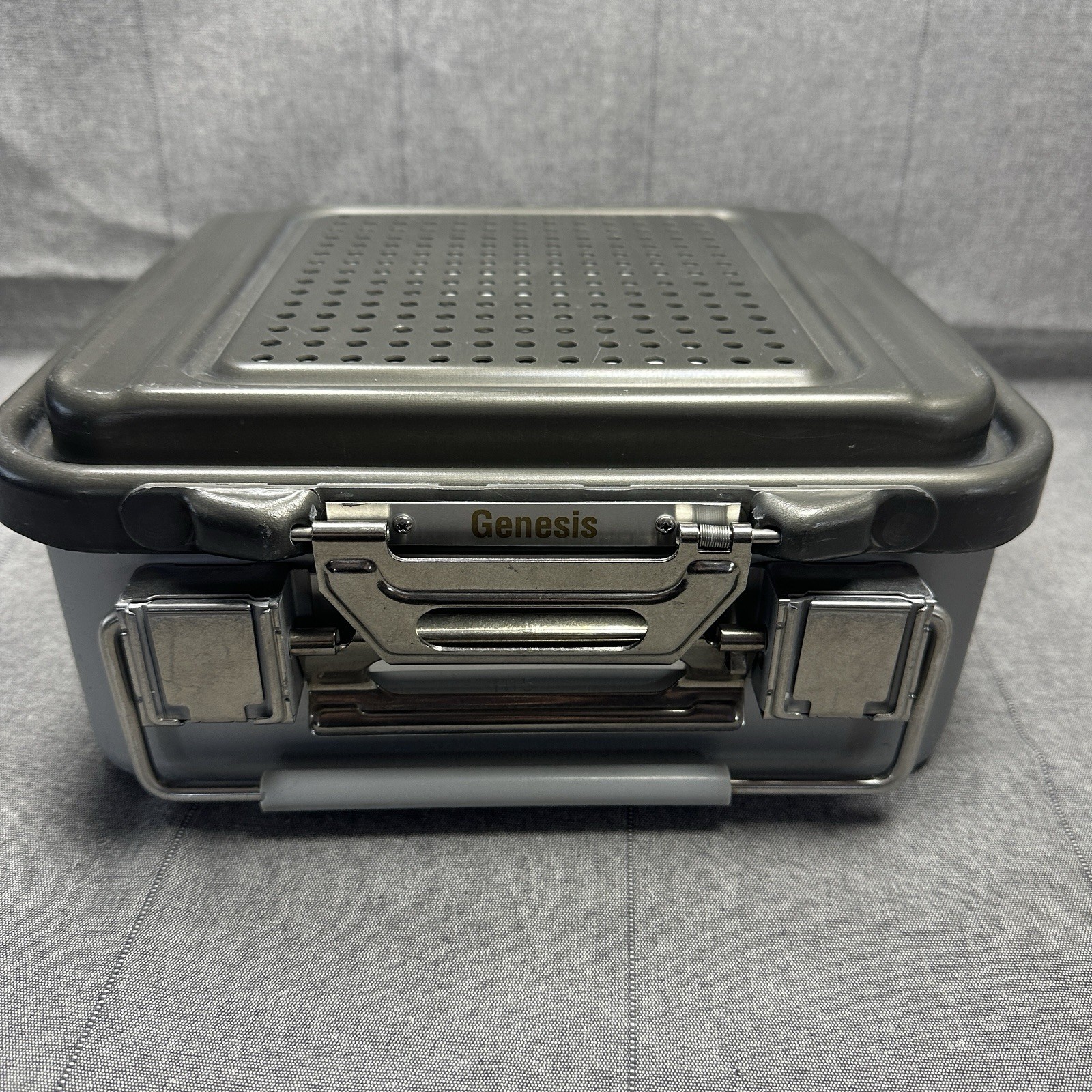 V. Mueller CD1-5C Genesis Sterilization Container 11"X12"X5" Deep Solid Half
