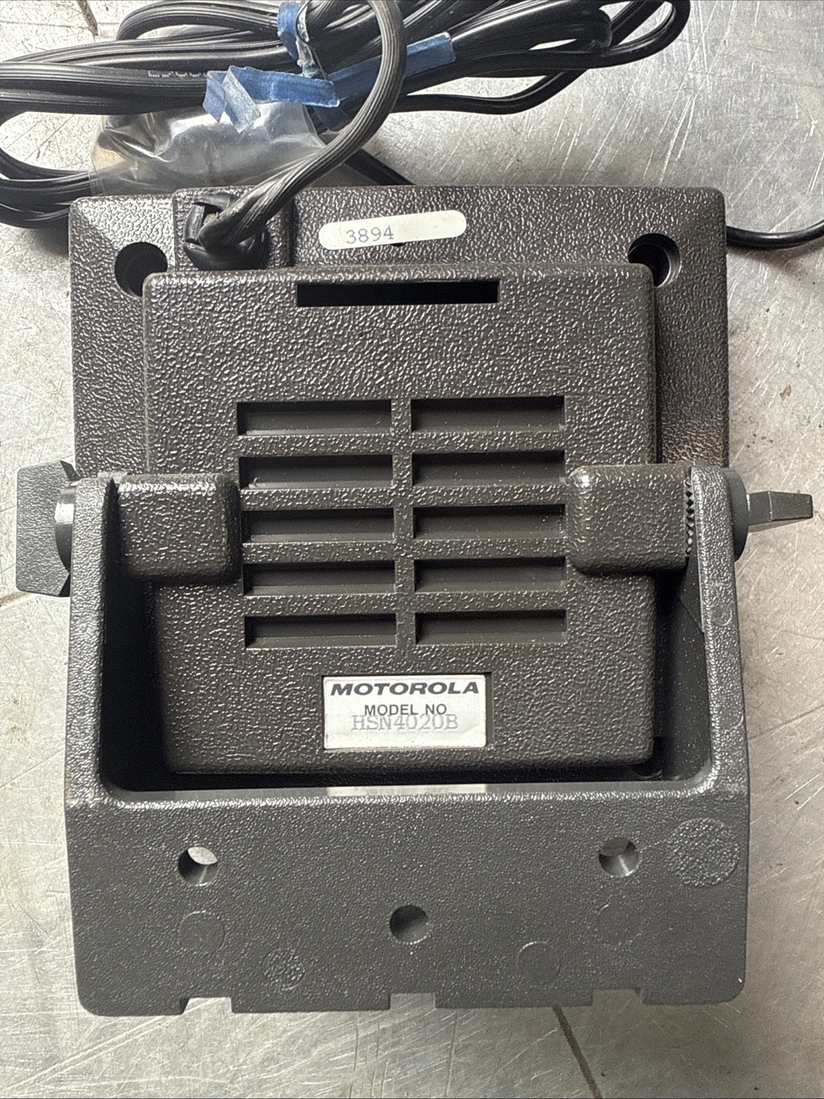 New Motorola External Speaker HSN4020B W/Bracket, 2 Pin