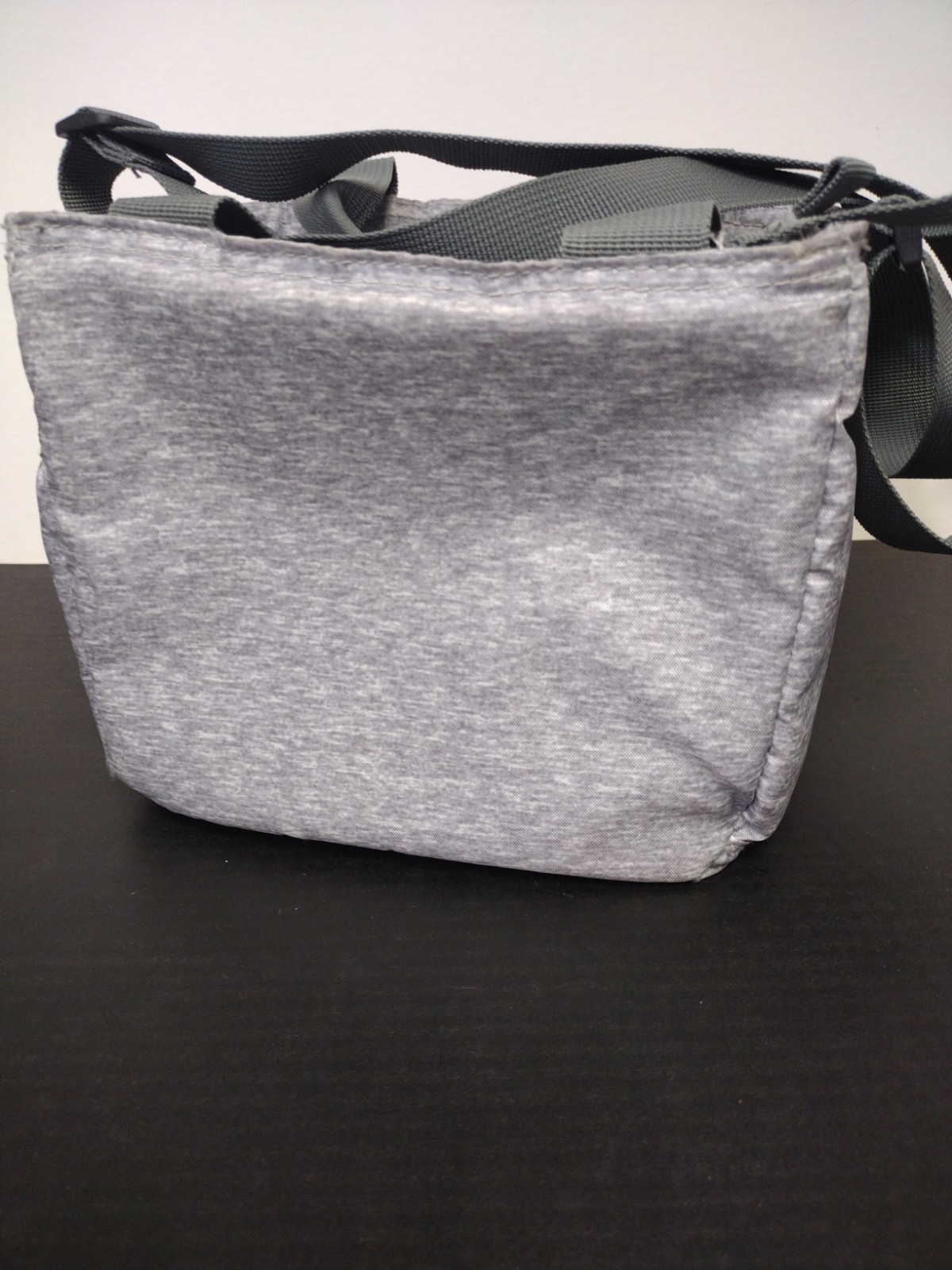 Igloo Cooler Bag Small Clean Good Zippers