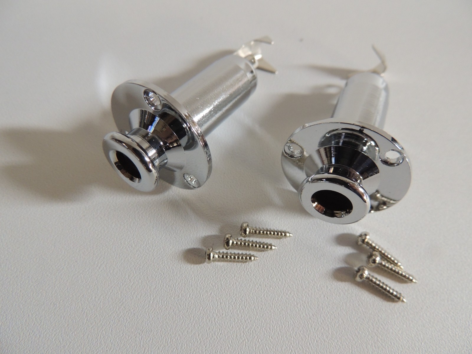 2 pcs 1/4' Chrome Flanged Endpin Stereo Jack For Guitars and like