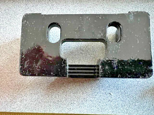 EXIT PANIC DEVICE STRIKE (MAKER UNKNOWN)