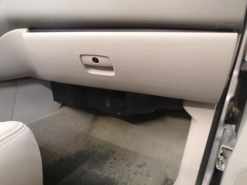 SILVRDO25 2013 Glove Box 1291815