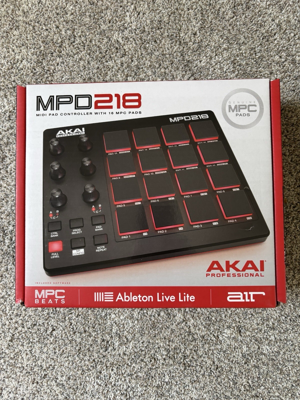 Akai Professional MPD218 16-Pad USB Powered MIDI Pad Controller, USB Port